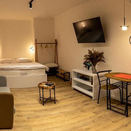 Blloku Studio Apartament Тирана Екстериор снимка